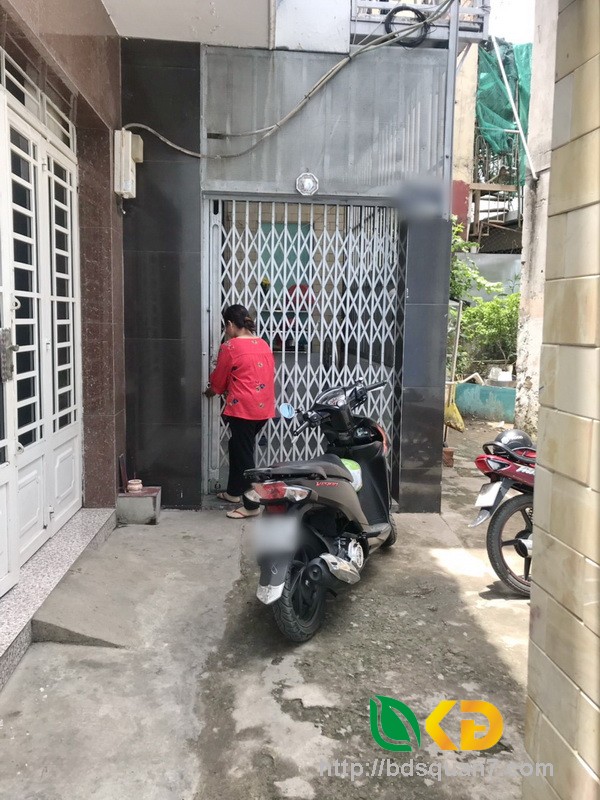 Bán nhà 1 lầu hẻm 160 Nguyễn Văn Quỳ Quận 7
